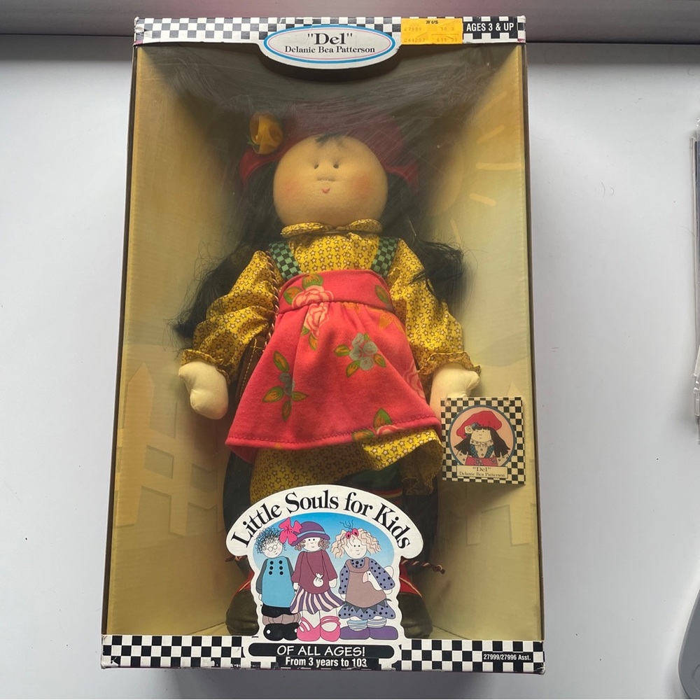 NOB 1998 LITTLE SOULS FOR KIDS "DEL" DELANIE BEA PATTERSON DOLL NOB Kenner